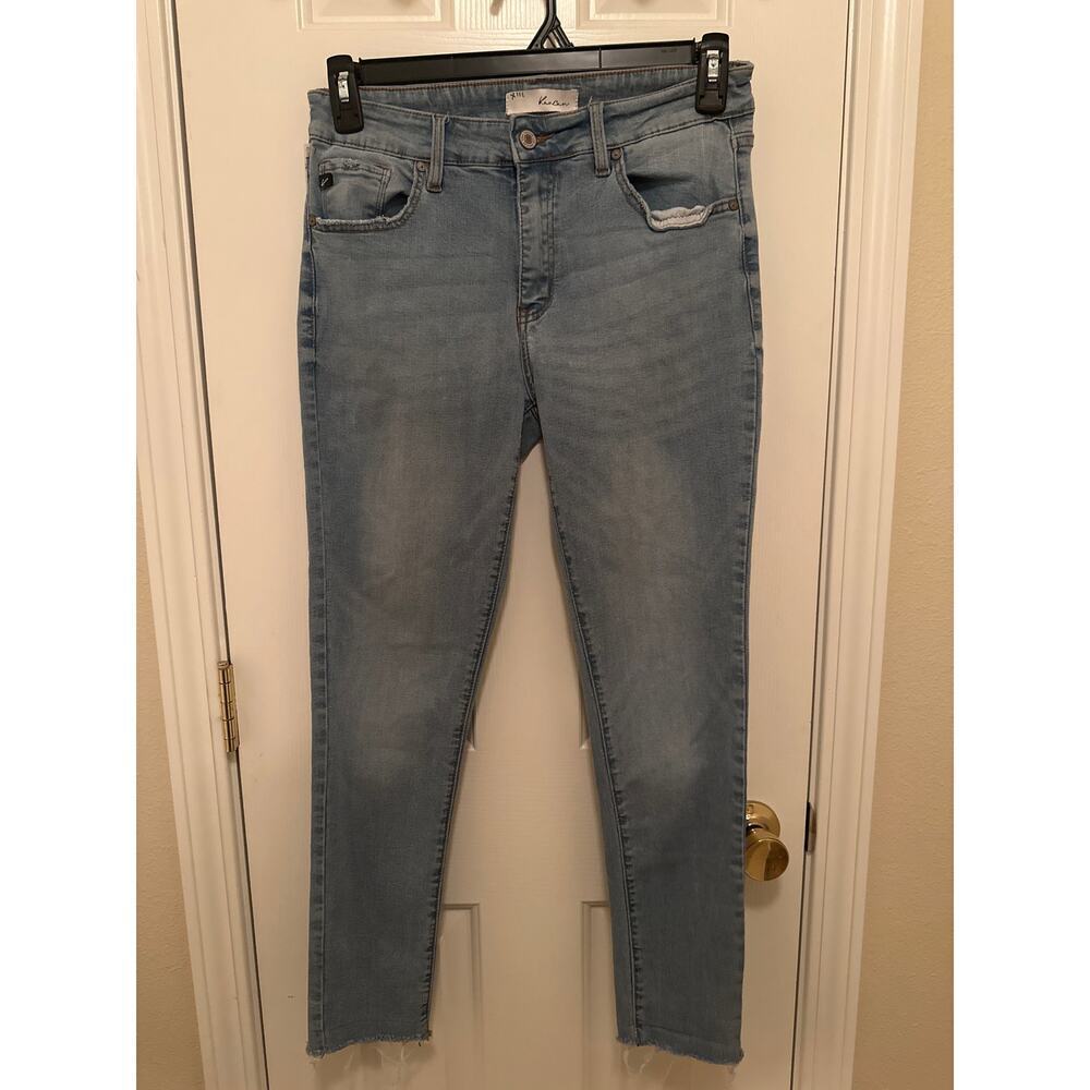KanCan Light Wash Mid Rise Roll Raw Hem Jeans Sz 30